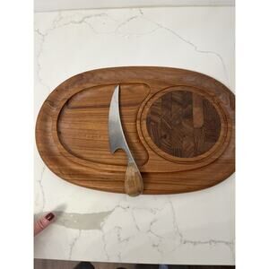Vtg Dansk Int'l Teak Wood Cheese/Charcuterie Board w Matching Knife